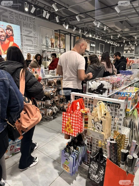 Фалшивото щастие под елхата: Пловдивски психолог разкрива защо празниците отключват тревожност и депресия