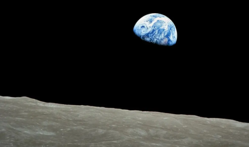 „Лунната Коледа“: мисията, която върна надеждата на Земята