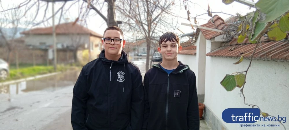 С две лопати и големи сърца: Историята на Иван и Петър от Ново село