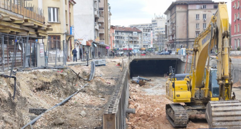 Пробивът под Централна: Между инженерното предизвикателство и финалната права