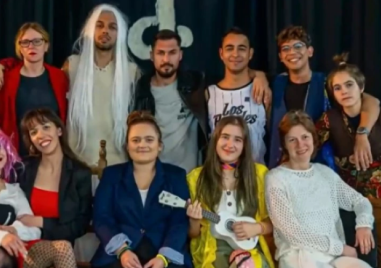 Младежи създадоха театрална трупа “Столивуд“ в Столипиново