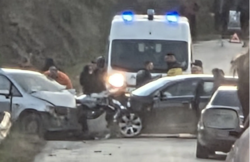 Тежка катастрофа на пътя между Перущица и Брестовица