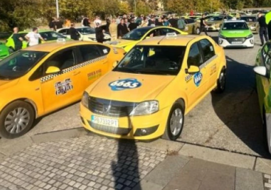 Такситата в Пловдив са подготвени на 100% за Новогодишната нощ