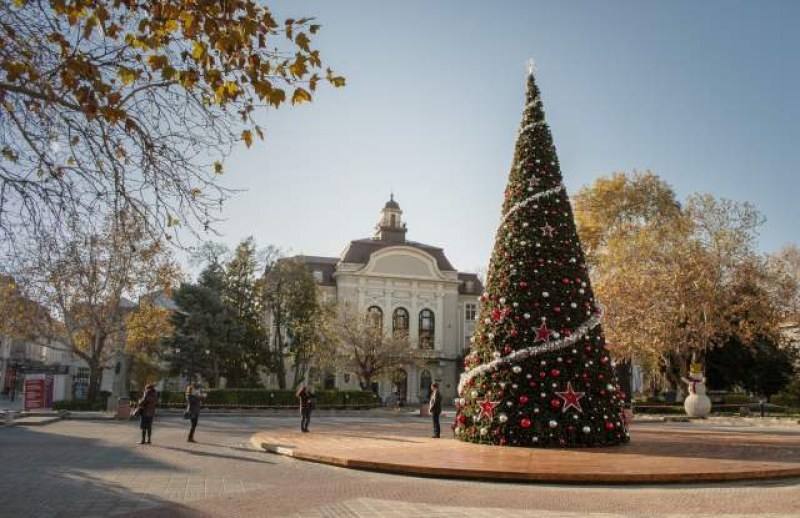 Петък в Пловдив - предимно слънчев, студен, но вятърът утихва