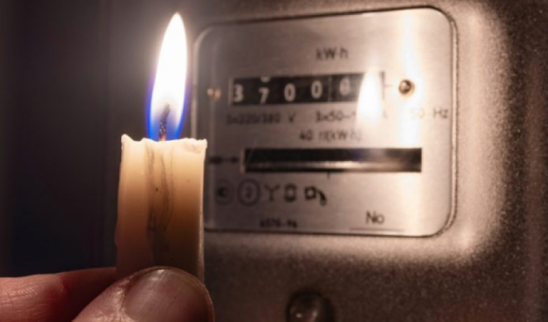 Жители на Куртово Конаре посрещнаха Новата година без ток