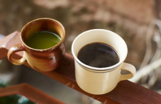 Чай ​​или кафе да пием, за да щадим здравето на костите си