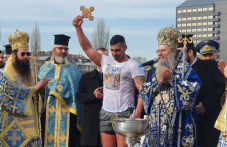 Митрополит Николай ще хвърли кръста на Богоявление в Пловдив