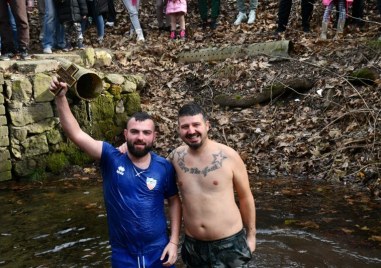 Перущица се готви за спасяването на Светия кръст