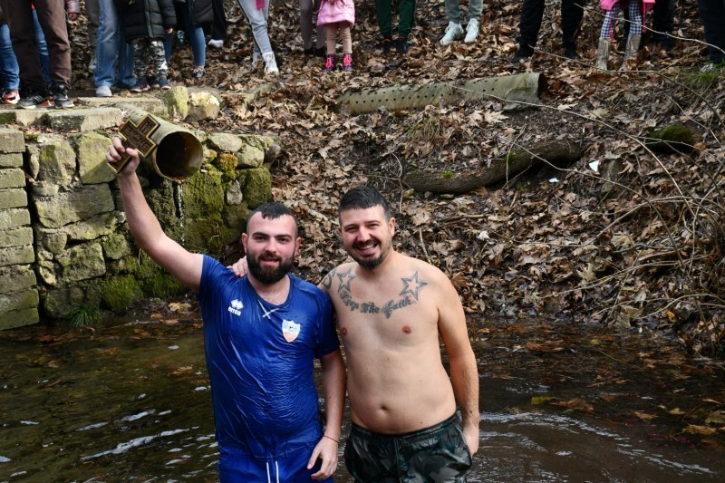 Перущица се готви за спасяването на Светия кръст