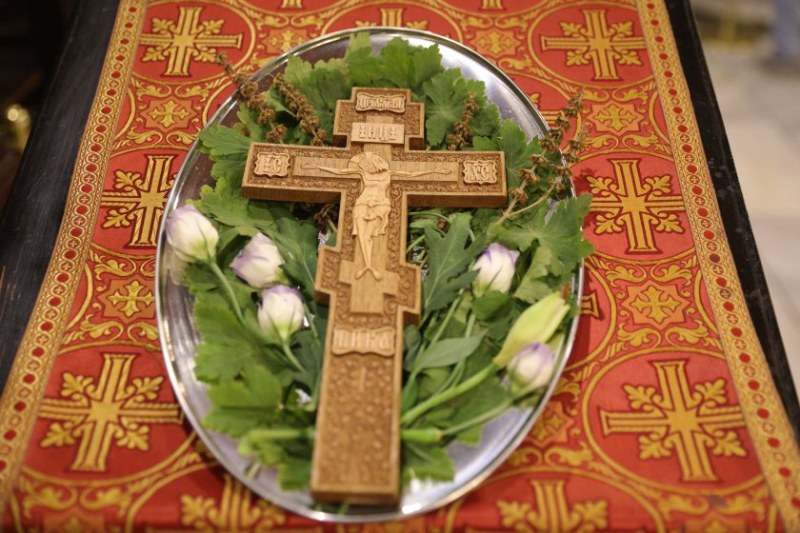 Зимен Кръстовден е