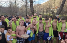 Близо 200 смелчаци се бориха за кръста на Йордановден  в община „Родопи“