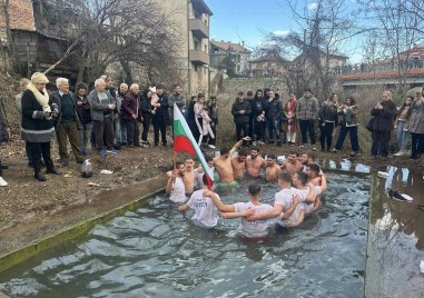 20-годишният Иван спаси кръста в Куклен