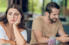 Признаци, че вече не сте партньори, а просто съквартиранти