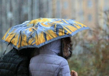 Жълт код за дъжд, сняг и поледици в Пловдив и областта