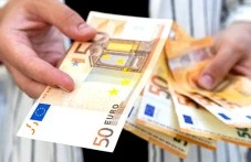 2/3 от пловдивчаните нямат проблем с разплащанията в евро