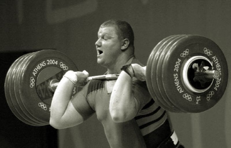 Да си спомним за Величко Чолаков-Железния - единствен с олимпийски медал при супертежките щангисти