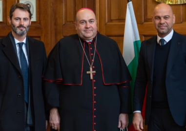 Кметът посрещна новия католически епископ на Софийско-Пловдивската епархия