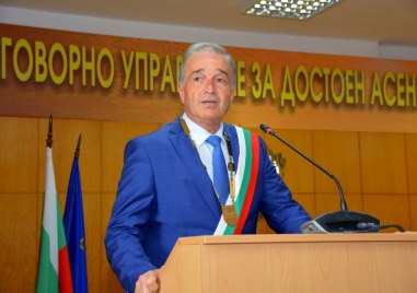 Кметът на Асеновград: Работи по отстраняването на аварията и по изясняване на обстоятелствата