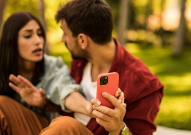 Милениалите изневеряват по-малко, но каква е причината