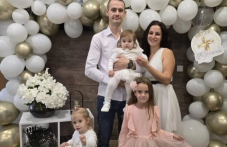 Млад мъж, баща на три деца, се бори с тежък рак