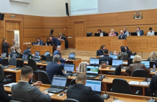 Свалят цената на билета в автобусите в Пловдив, чакат и продажба на 190 общински апартамента