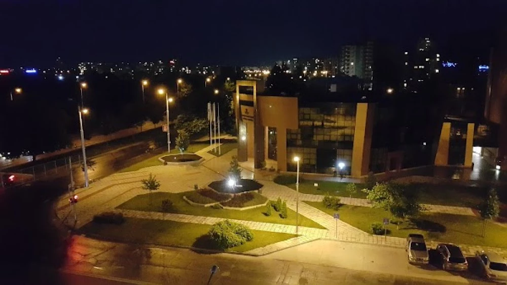 Тракия грейва с ново LED осветление за близо 1,7 млн. евро, сменят лампи и стълбове в района