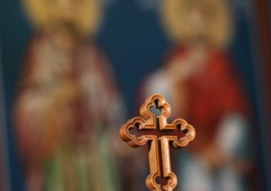 Светите Максим Изповедник и мъченик Неофит почита Църквата днес