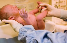 Празник на родилната помощ е днес  - Бабинден по стар стил