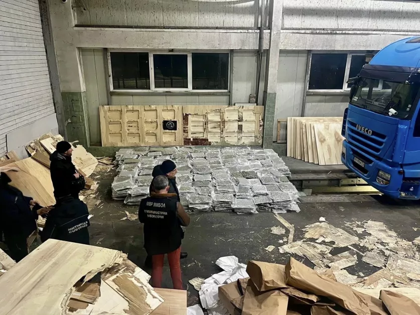 Собственикът на „Сунай – Расим Шериф“ ООД: Тир-ът е даден под наем на друга фирма, нямаме общо