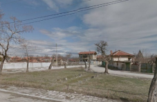 Глобиха мъж, нарекъл “проста“ и “боклук“ кметицата на калояновско село