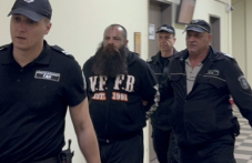 Условна присъда за рокера Капитана, който пиян блъсна жена