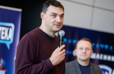 Владо Николов представя книгата си “Високо“ в Карлово