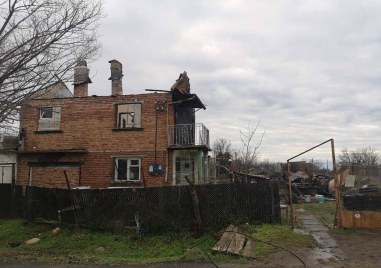 Пожар остави семейство от село Смилец без дом – тече кампания за набиране на средства