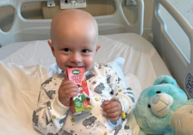 Малкият Васи е в критично състояние, родителите умоляват за помощ