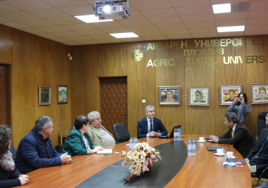 Делегация от японски университет посети в понеделник за трети път Аграрния университет