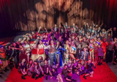 Хитовият мюзикъл “Книгата на мечтите“ идва в Пловдив с вход свободен