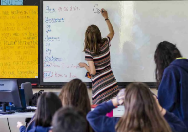 Работа в Карлово и Сопот - вижте какви места се предлагат в момента