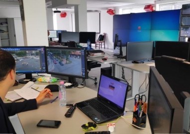 Слагат още „умни светофари“ на 22 кръстовища в Пловдив