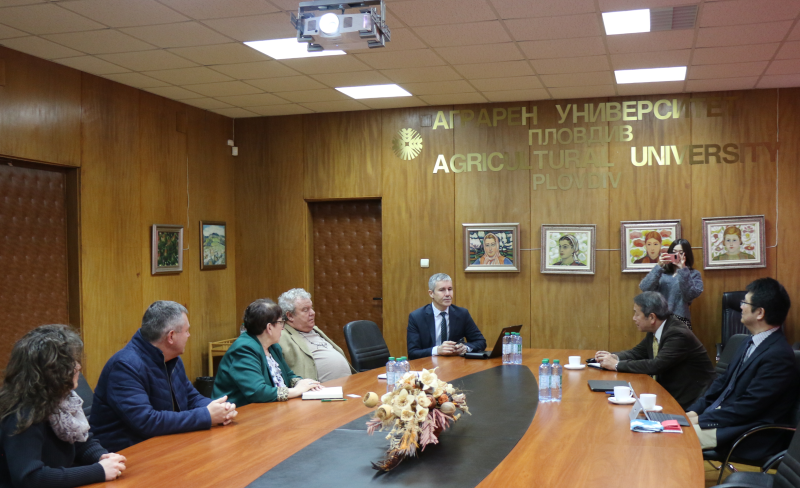 Делегация от японски университет посети в понеделник за трети път Аграрния университет