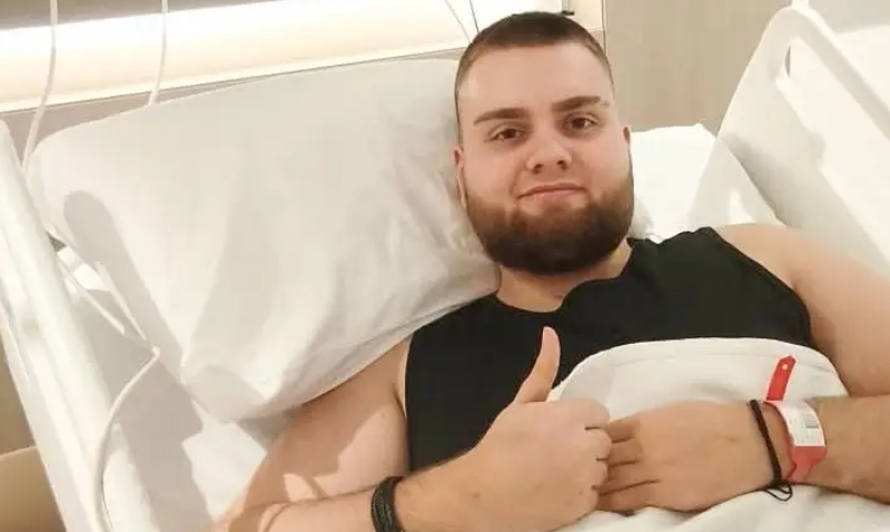 18-годишният Иво се бори след тежка катастрофа и месеци в кома