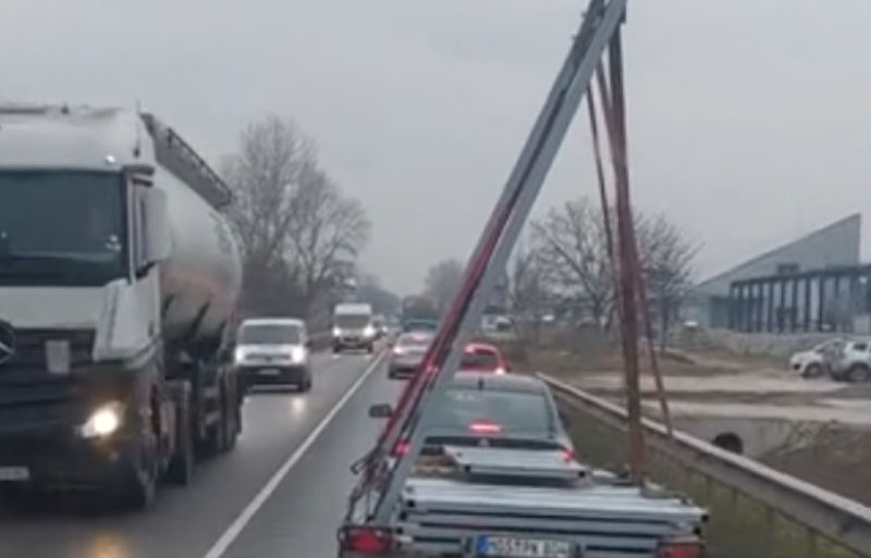 Немски автомобил със серия нарушения на Околовръстното