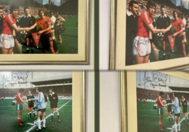 Фенклуб Локомотив обяви търг за две уникални картини на Христо Бонев