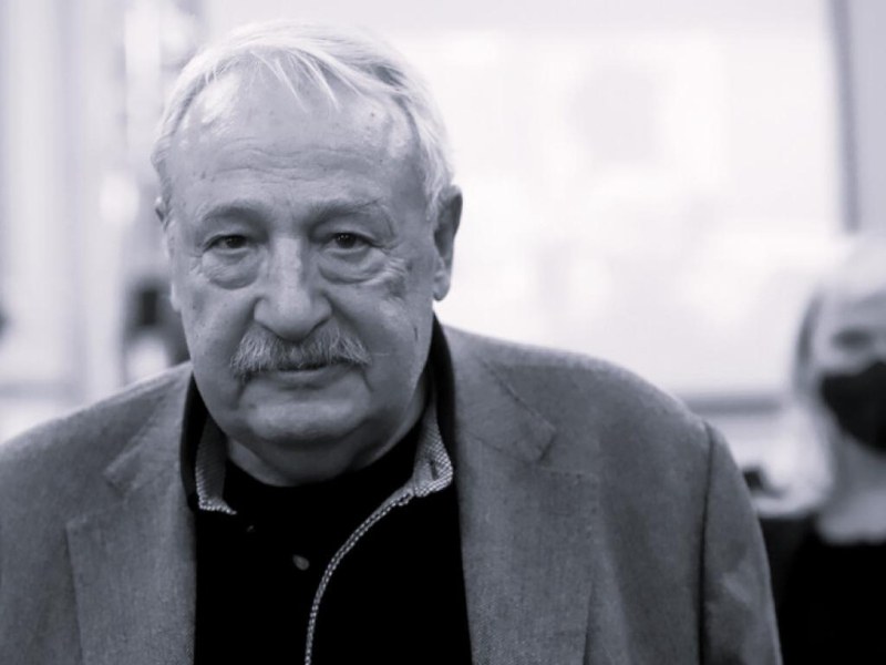 Доайенът на българската журналистика Иван Гарелов щеше да стане на 83 днес