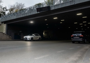 Три нощи затварят подлеза на ул. „Гладстон“, ще сменят осветлението