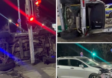 Зрелищна катастрофа в Пловдив, кола обърна джип