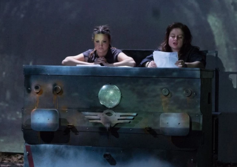 “Секс и Драма“ - поетичното дуо, което ще взриви Plovdiv Event Center