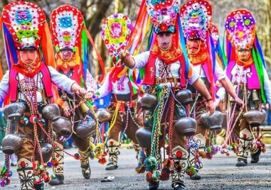 Идва Старчовден, когато кукери ще разлюлеят Карловско