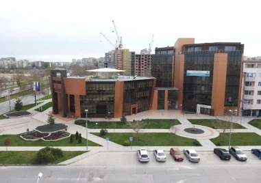 Заради сериозни пропуски: Прекратиха поръчката за близо 2 млн. лв. за осветлението в „Тракия“