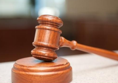 Учителка осъди пловдивско училище в безпрецедентно дело