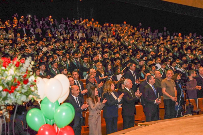 604 млади лекари положиха Хипократова клетва